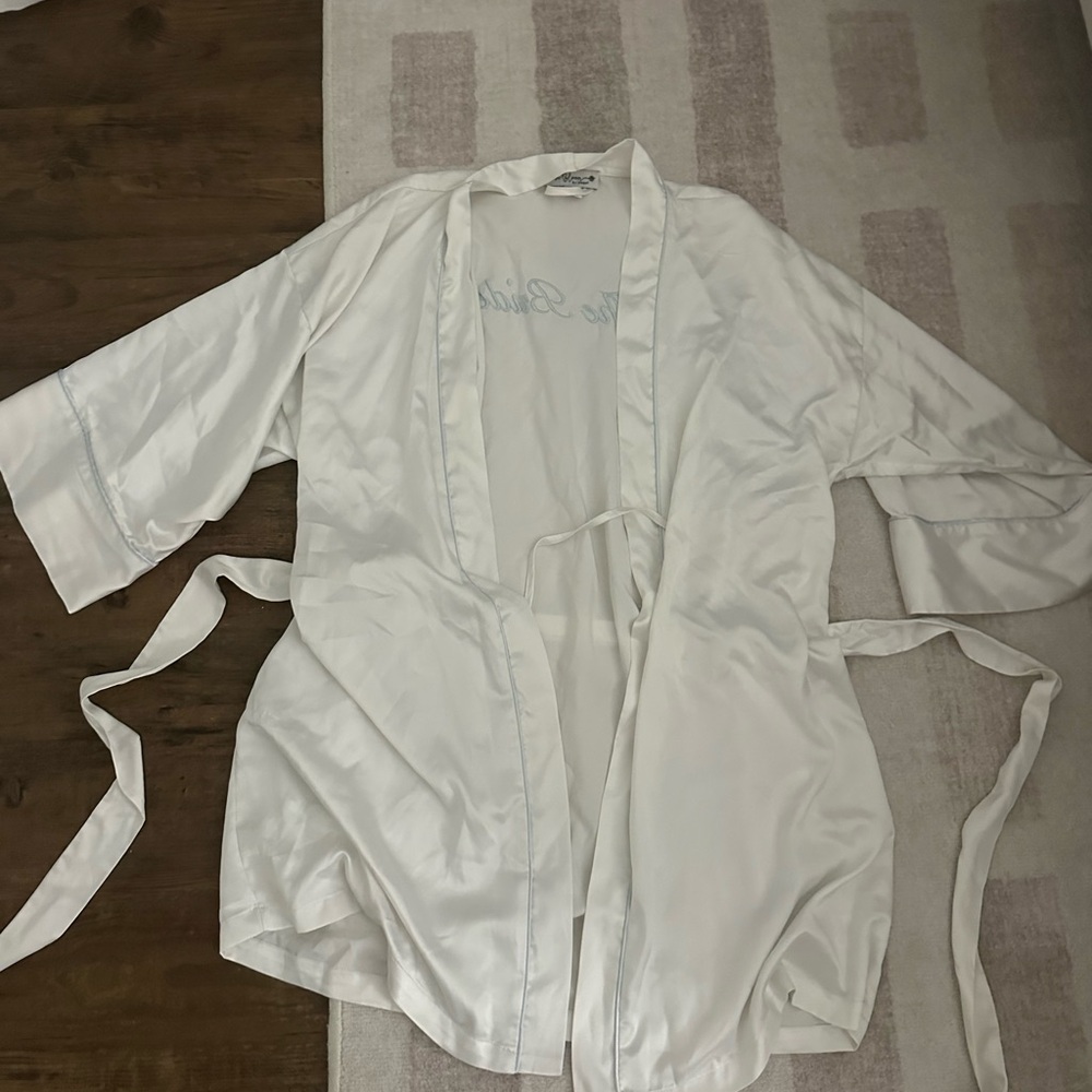 White Bridal Robe - Picture 3 of 3
